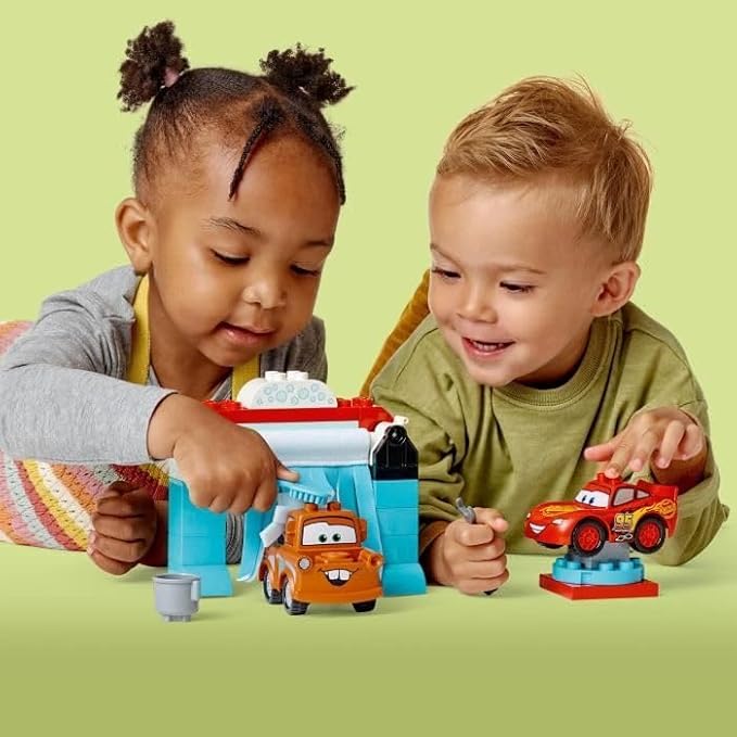 LEGO DUPLO ǀ Disney and Pixar’s Cars Lightning McQueen & Mater’s Car Wash Fun 10996 (29 Pieces)