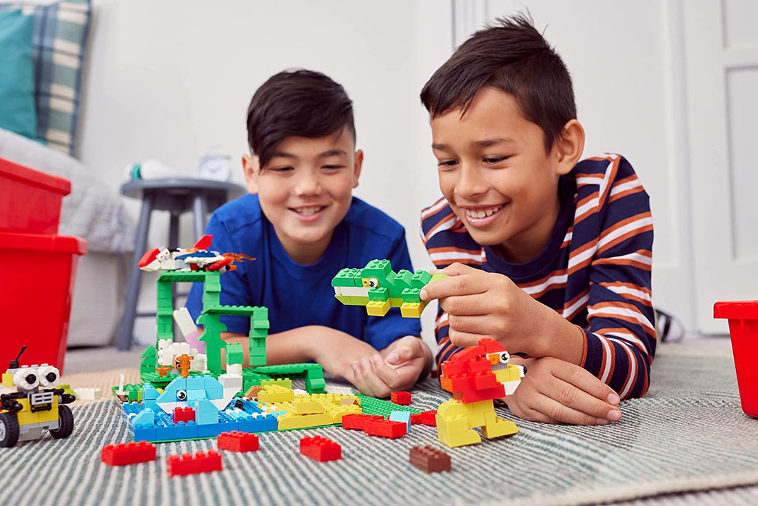 Zuru Max Build More Building Bricks Value Set (1000 Pieces), Building Blocks Playset For Boys, Girls, Children - Compatible With Other Major Brands (1000 Piece)